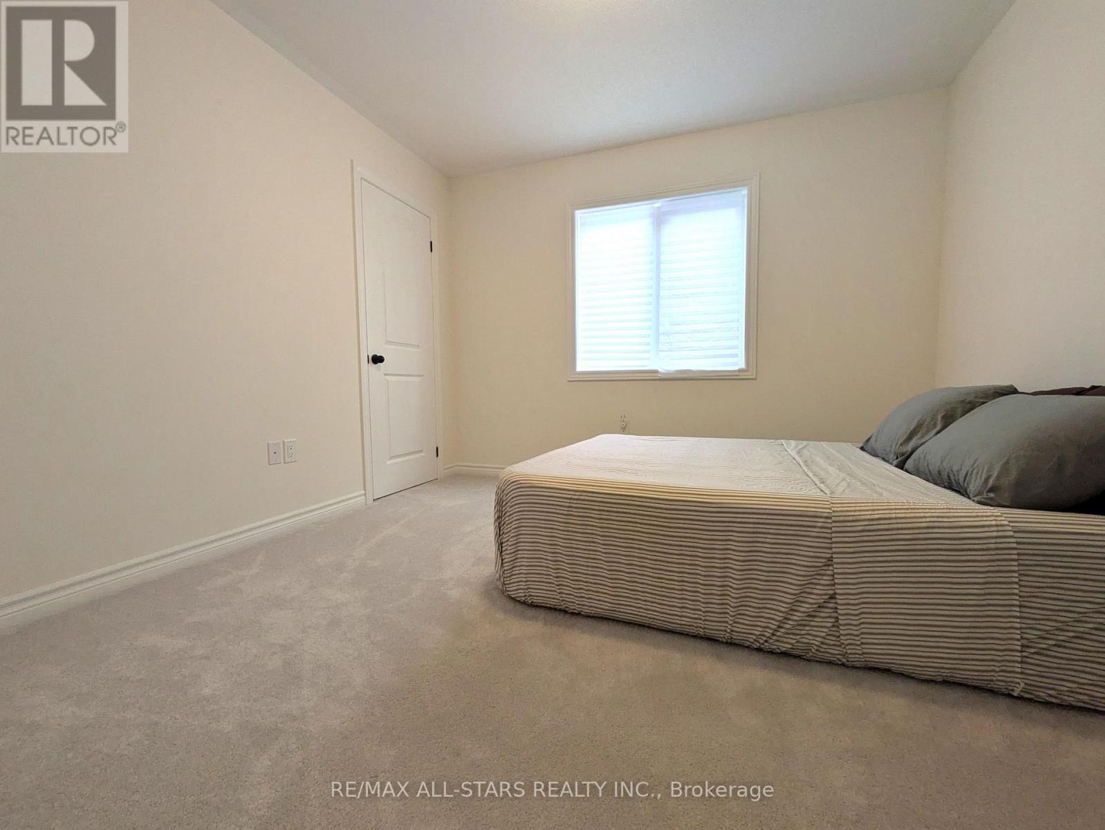 22 Hennessey Crescent, Kawartha Lakes (Lindsay), Ontario  K9V 0P3 - Photo 17 - X12743072