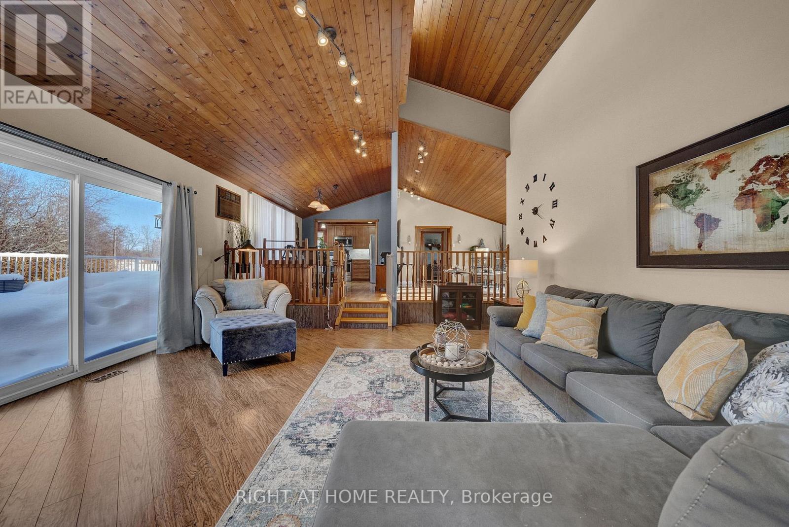 424 Bridle Road, Kawartha Lakes (Ops), Ontario  K9V 4R2 - Photo 5 - X12742944