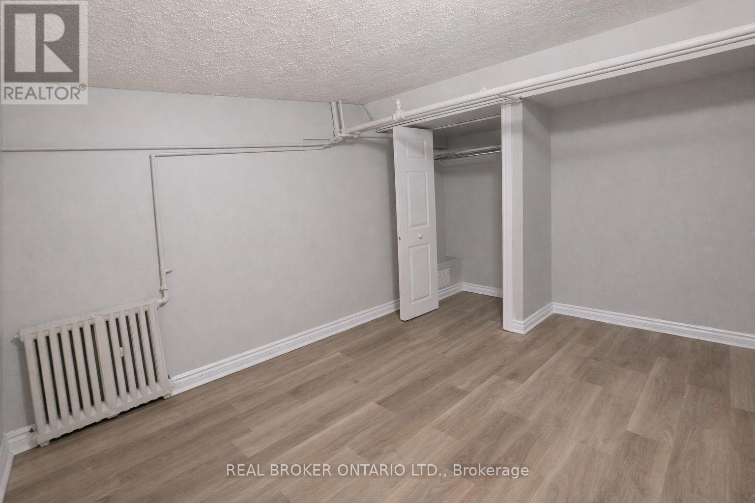 4 - 480 Weller Street, Peterborough (Monaghan Ward 2), Ontario  K9H 2N6 - Photo 4 - X12745818