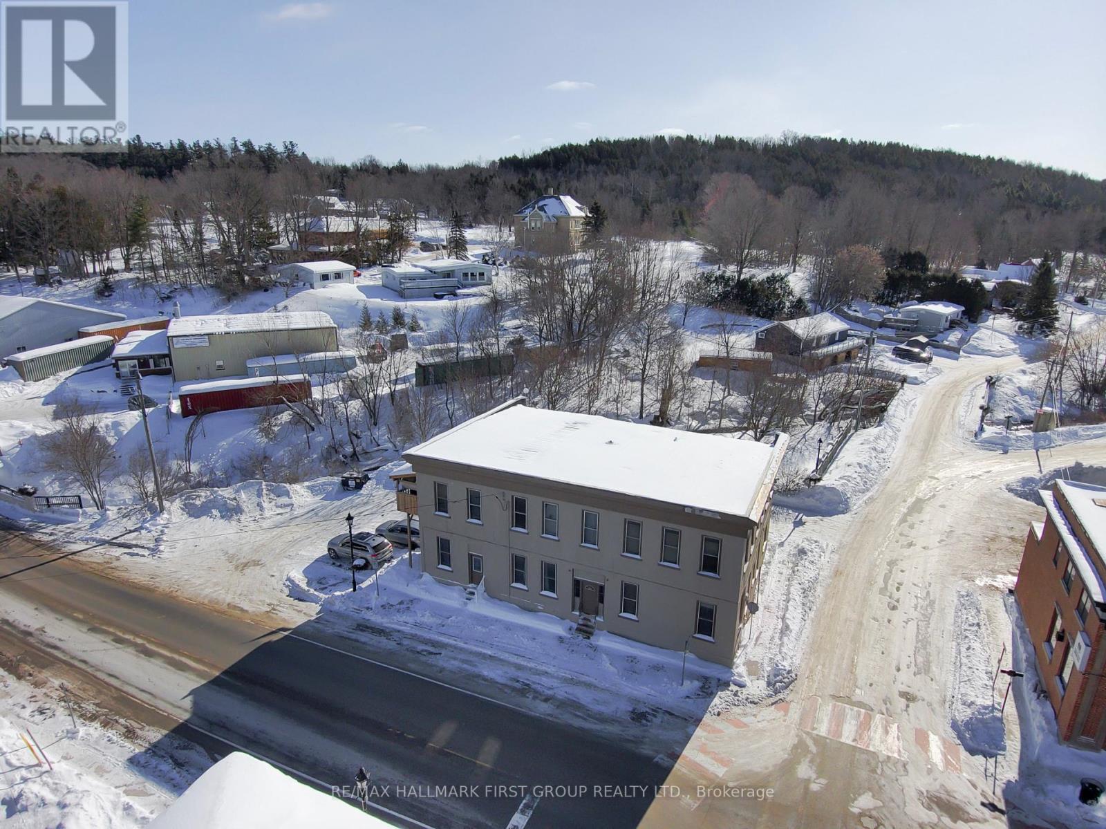 25 King Street E, Cavan Monaghan (Millbrook Village), Ontario  L0A 1G0 - Photo 4 - X12746098