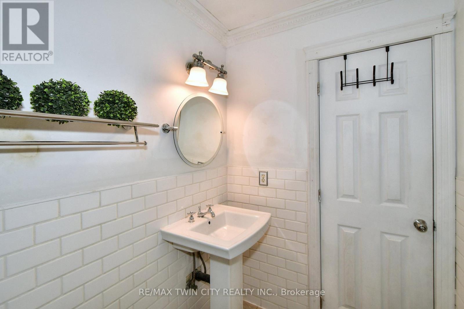 164 Goodfellow Road, Peterborough (Town Ward 3), Ontario  K9J 5X2 - Photo 24 - X12746730