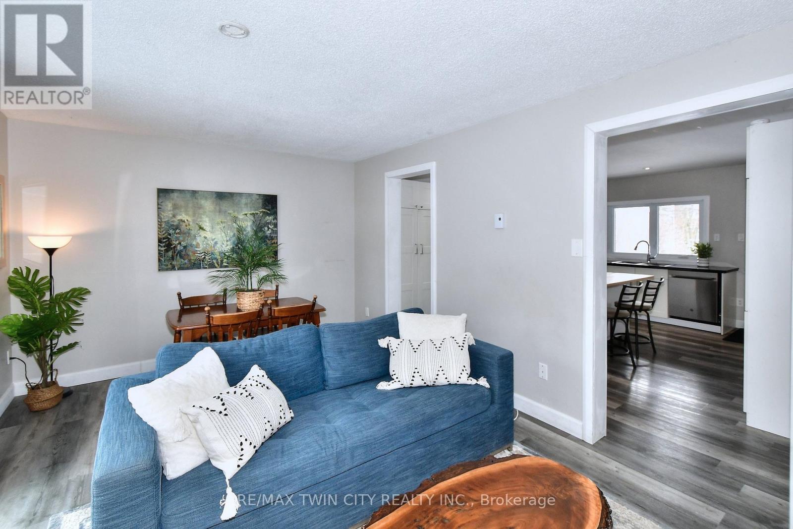 164 Goodfellow Road, Peterborough (Town Ward 3), Ontario  K9J 5X2 - Photo 9 - X12746730