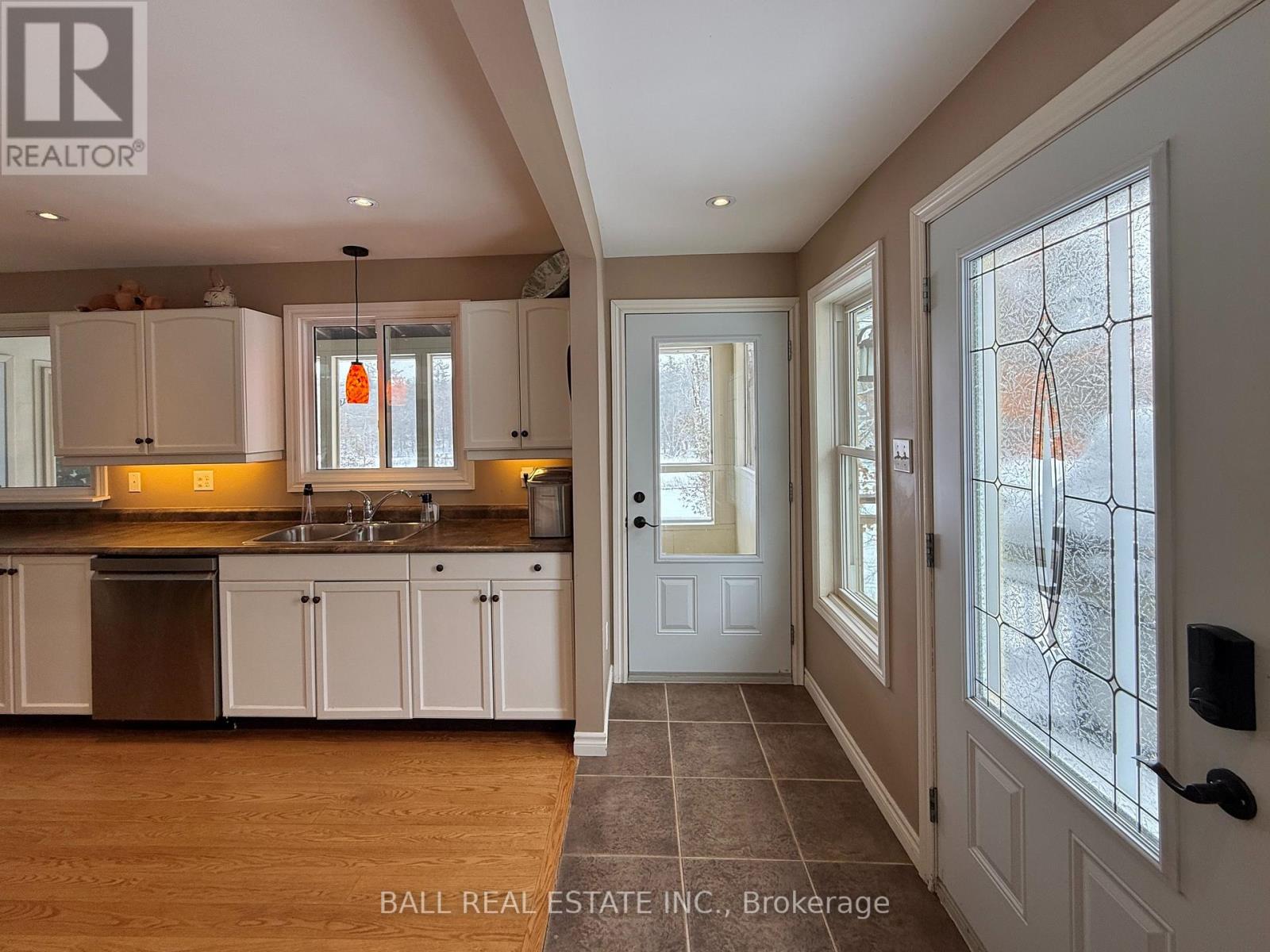 50 Fire Route 10b, North Kawartha, Ontario  K0L 3E0 - Photo 9 - X12747646