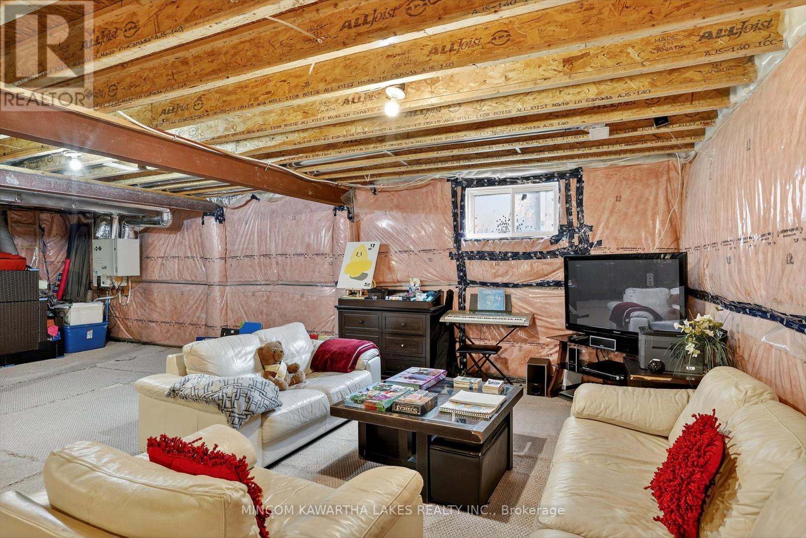 742 Sawmill Road, Peterborough (Northcrest Ward 5), Ontario  K9L 0G3 - Photo 37 - X12748262