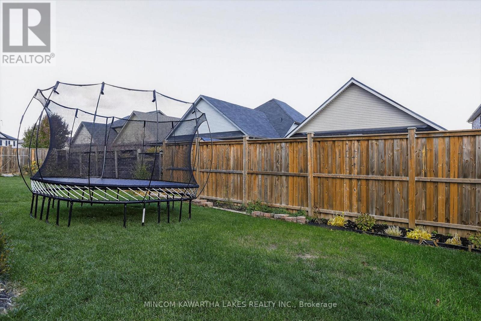 742 Sawmill Road, Peterborough (Northcrest Ward 5), Ontario  K9L 0G3 - Photo 43 - X12748262