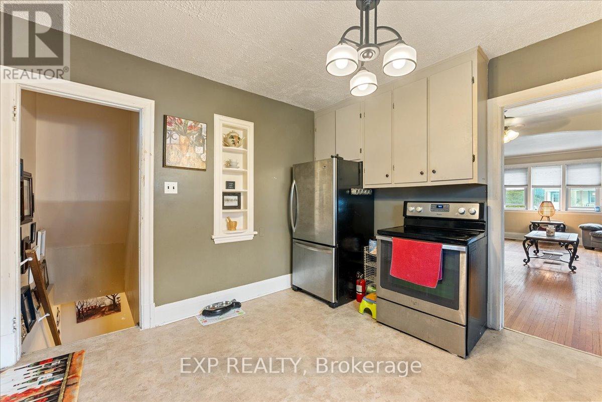 225 Mcgill Street, Peterborough (Otonabee Ward 1), Ontario  K9J 1W2 - Photo 14 - X12748426