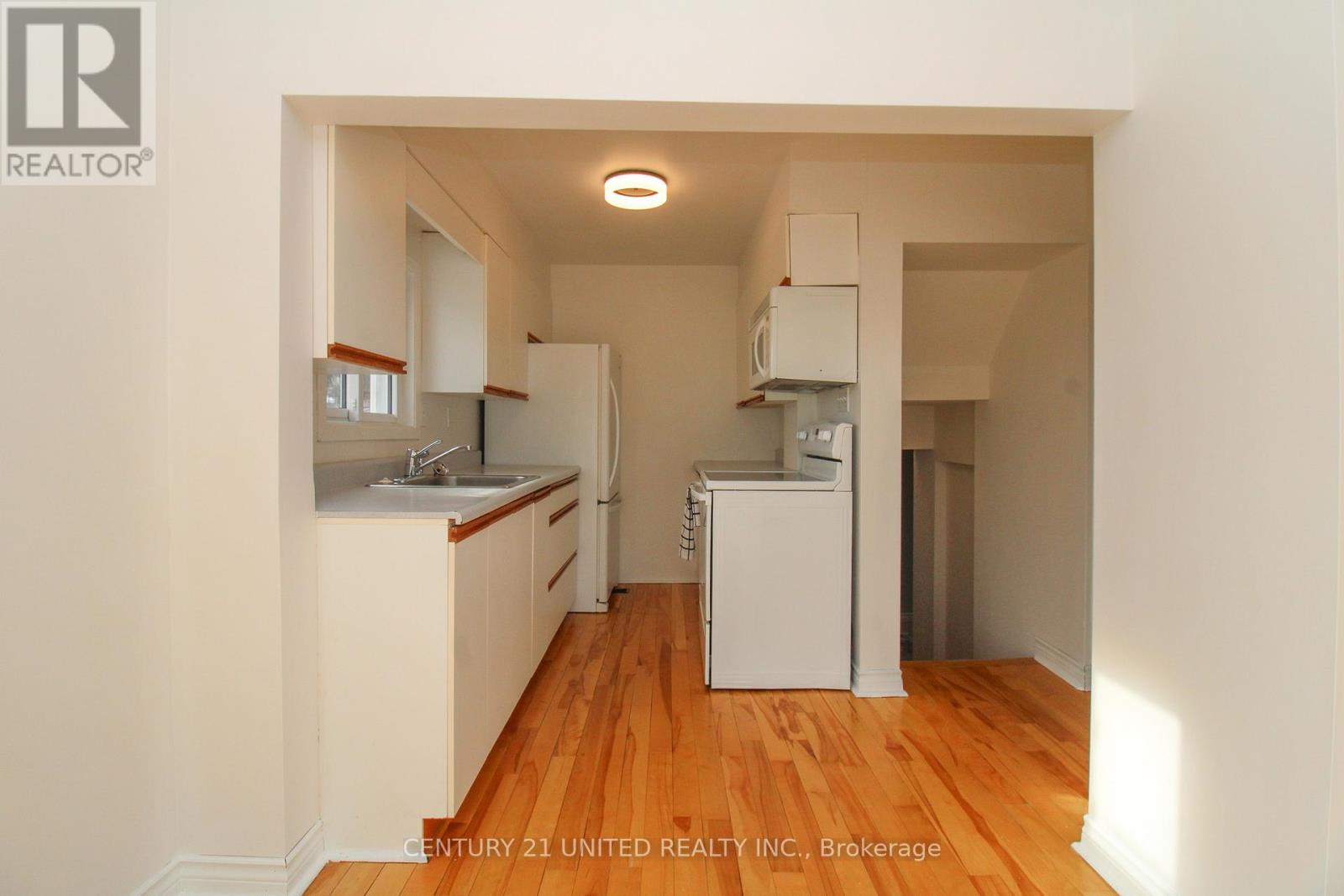 677 Orpington Road, Peterborough (Otonabee Ward 1), Ontario  K9J 4A5 - Photo 12 - X12748612