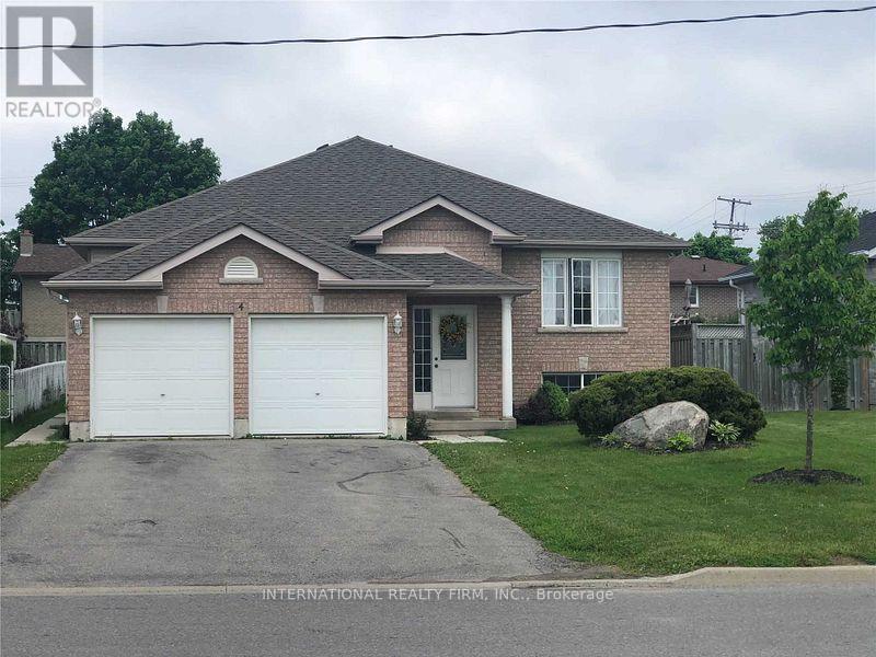 4 MCGIBBON BOULEVARD, kawartha lakes (lindsay), Ontario