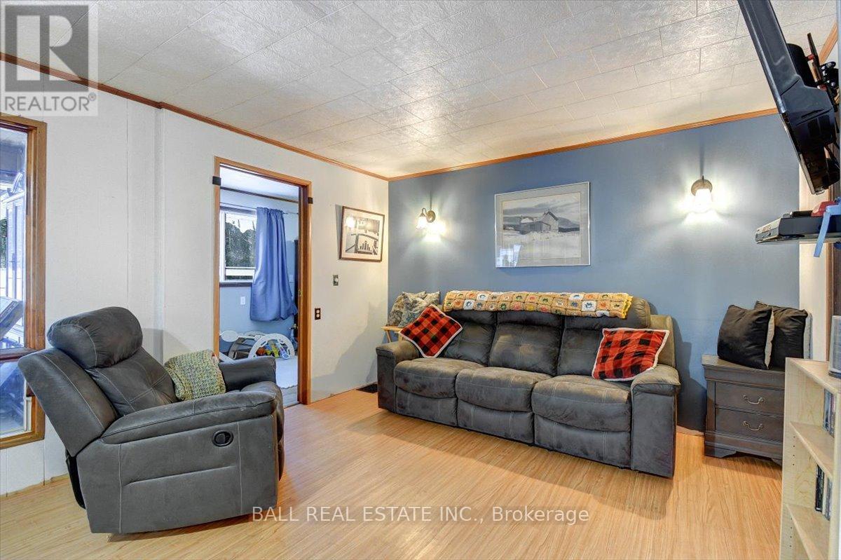 31298 Hwy 28 E, Bancroft (Dungannon Ward), Ontario  K0L 1C0 - Photo 14 - X12748834