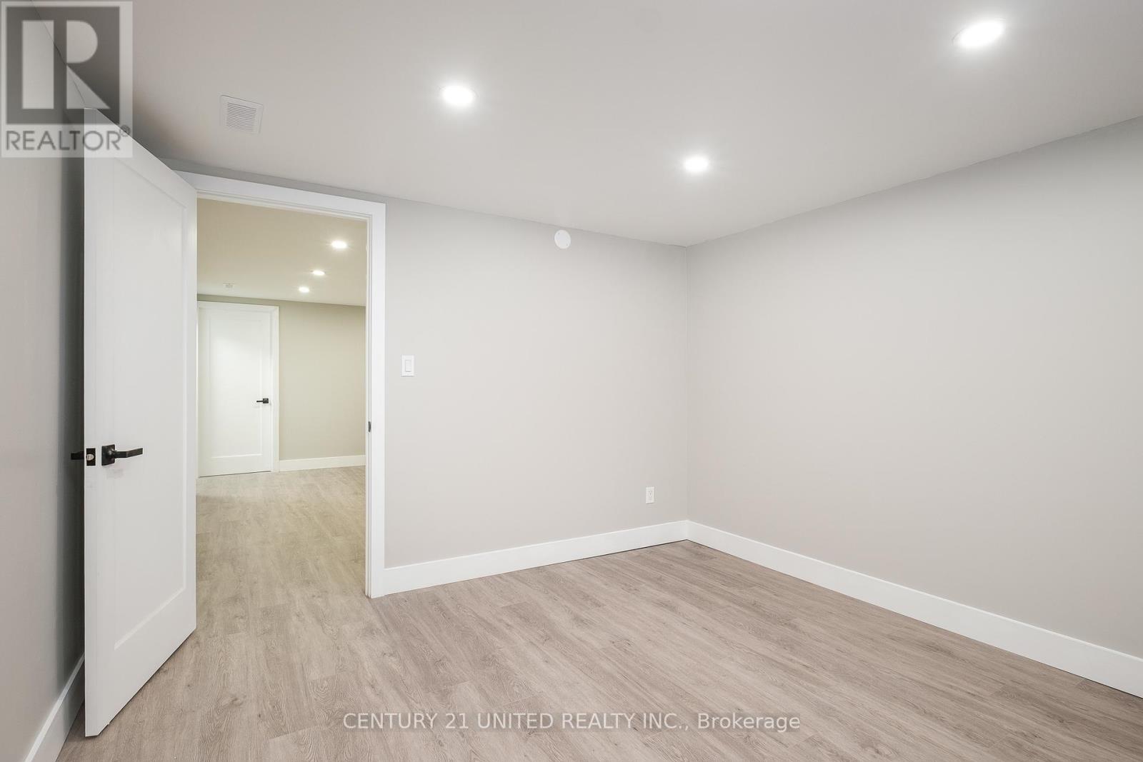 816 Stocker Road, Peterborough (Otonabee Ward 1), Ontario  K9J 5T3 - Photo 19 - X12749378