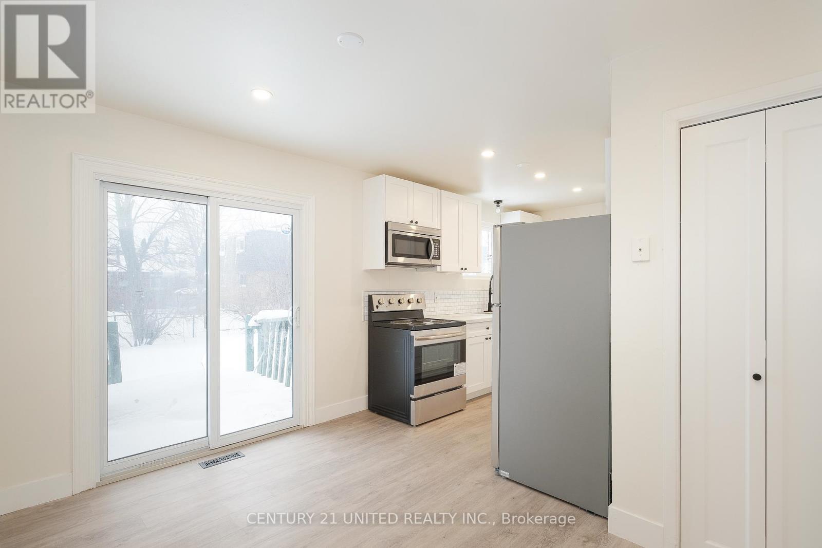 816 Stocker Road, Peterborough (Otonabee Ward 1), Ontario  K9J 5T3 - Photo 6 - X12749378