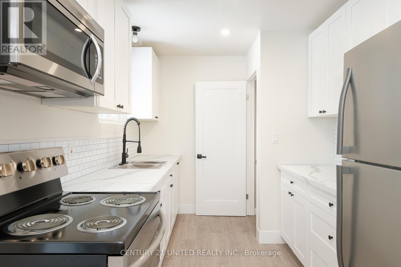 816 Stocker Road, Peterborough (Otonabee Ward 1), Ontario  K9J 5T3 - Photo 7 - X12749378