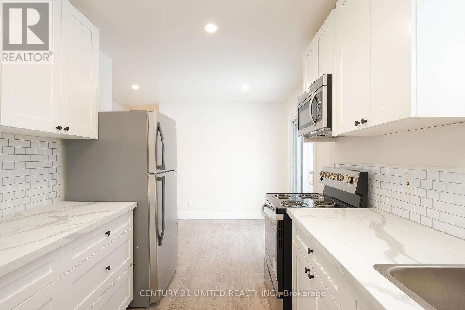 816 Stocker Road, Peterborough (Otonabee Ward 1), Ontario  K9J 5T3 - Photo 8 - X12749378