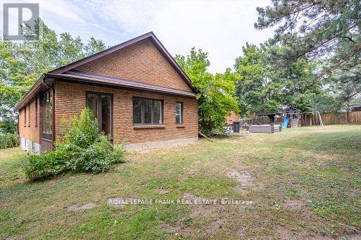 1887 Campbell Avenue, Cavan Monaghan (Cavan-Monaghan), Ontario  K9J 0E5 - Photo 38 - X12749494