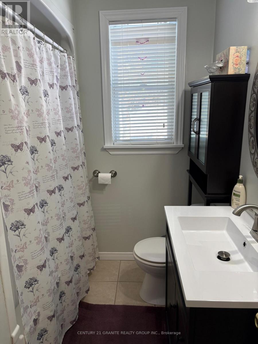 8 Johnston Crescent, Bancroft (Bancroft Ward), Ontario  K0L 1C0 - Photo 25 - X12749806