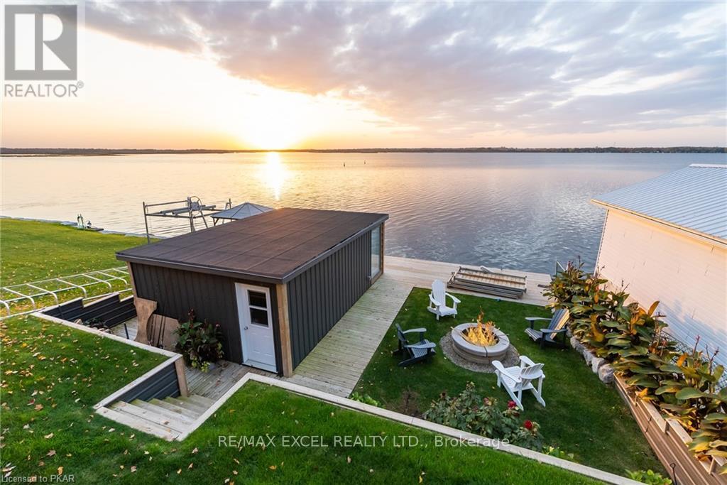 205 Snug Harbour Road, Kawartha Lakes (Lindsay), Ontario  K9V 4R6 - Photo 2 - X12750488