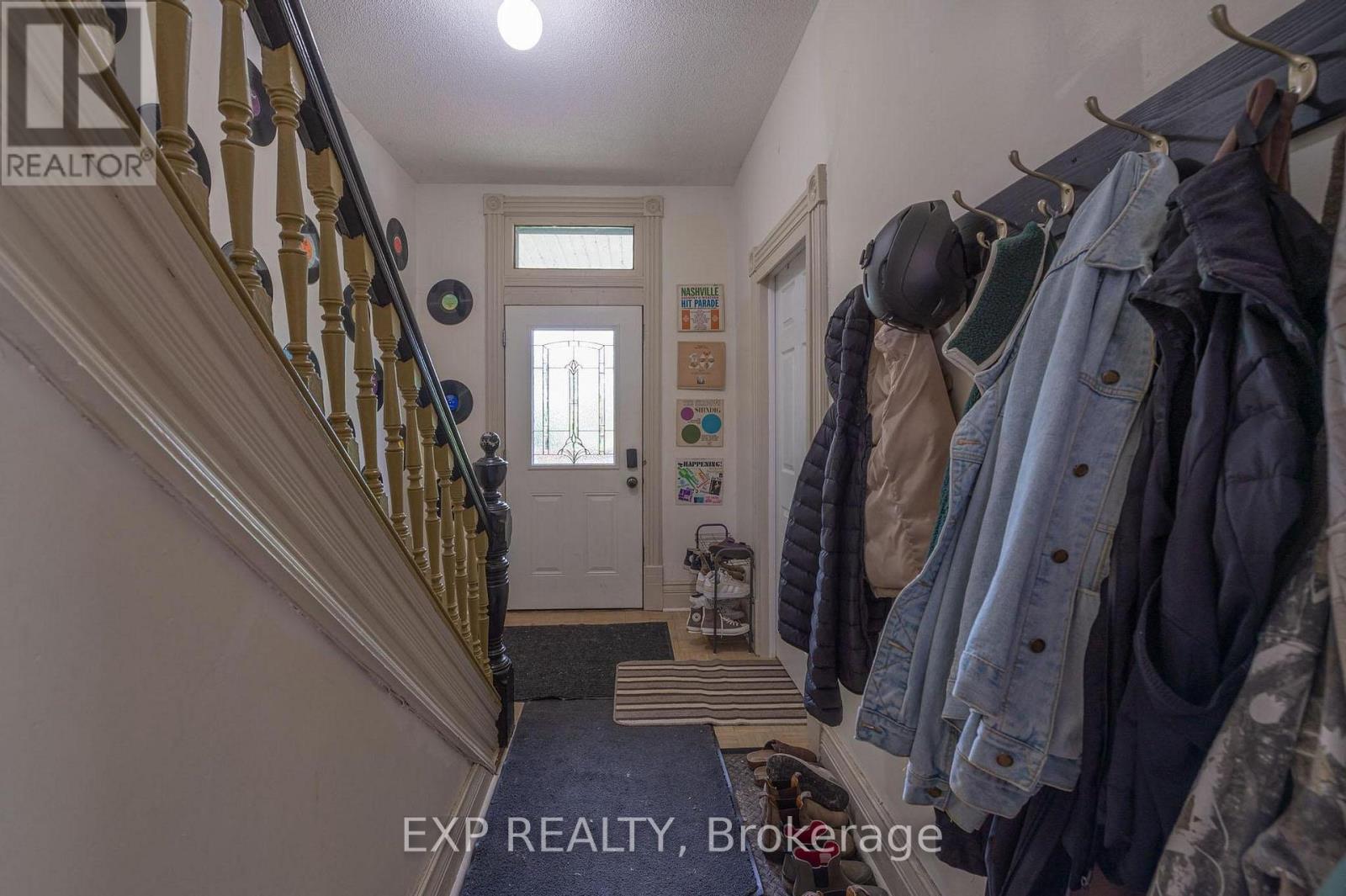 1033 Water Street, Peterborough (Northcrest Ward 5), Ontario  K9H 3P5 - Photo 6 - X12752086