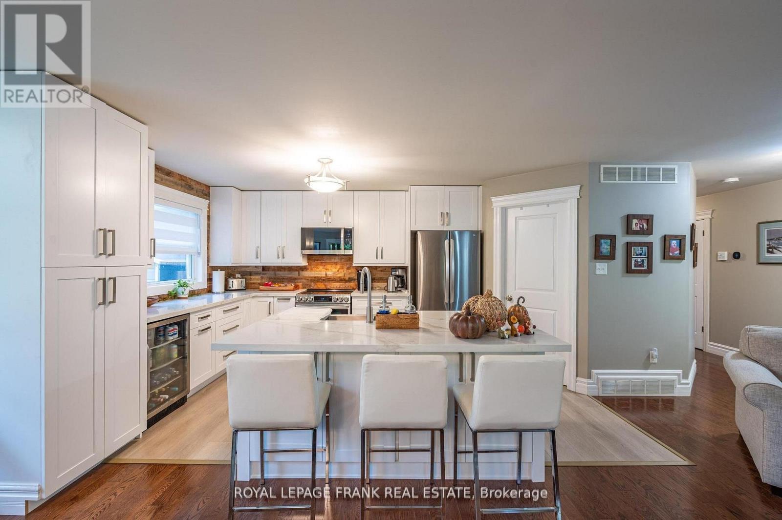 25 Lakeland Avenue, Trent Lakes, Ontario  K0L 1J0 - Photo 11 - X12752156