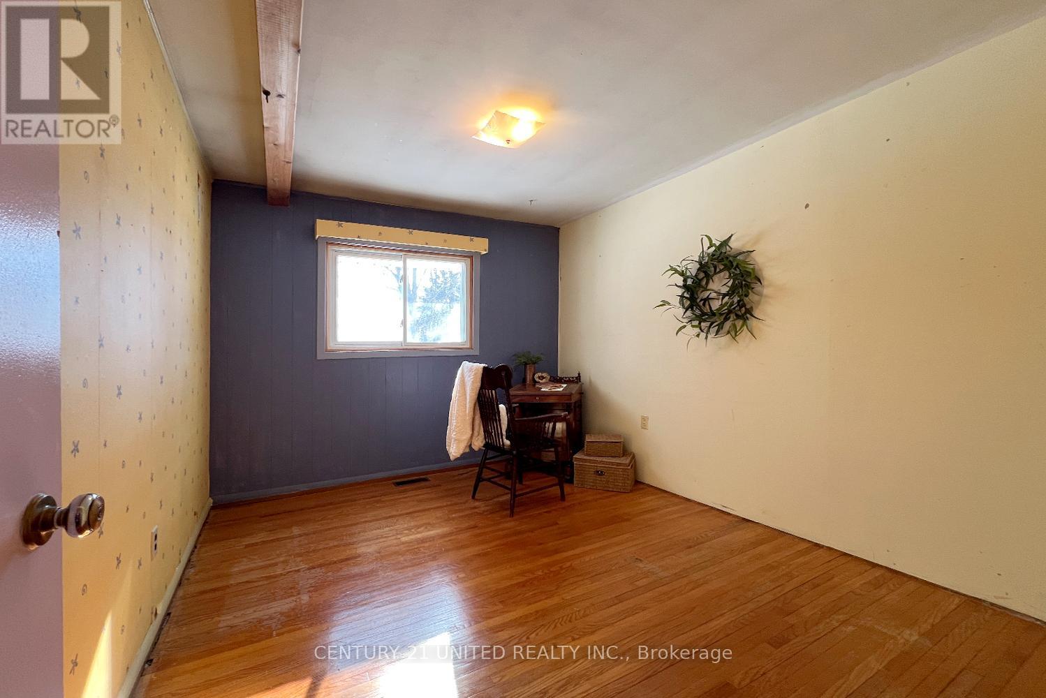 28 Weller Crescent, Peterborough (Monaghan Ward 2), Ontario  K9J 6J5 - Photo 13 - X12752334