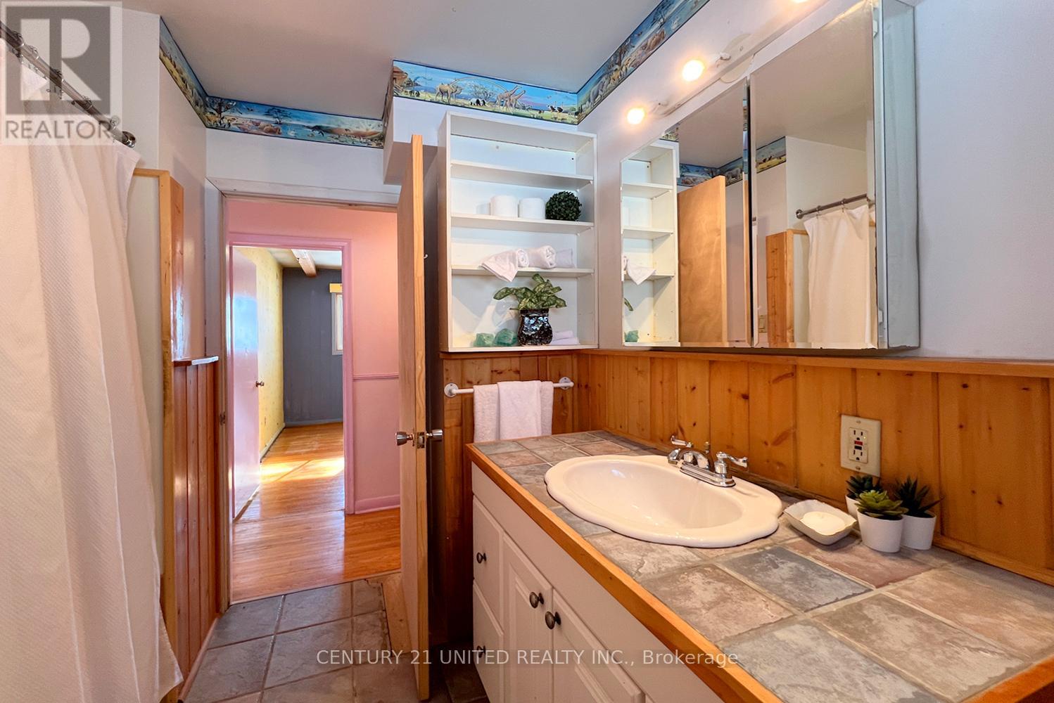 28 Weller Crescent, Peterborough (Monaghan Ward 2), Ontario  K9J 6J5 - Photo 18 - X12752334