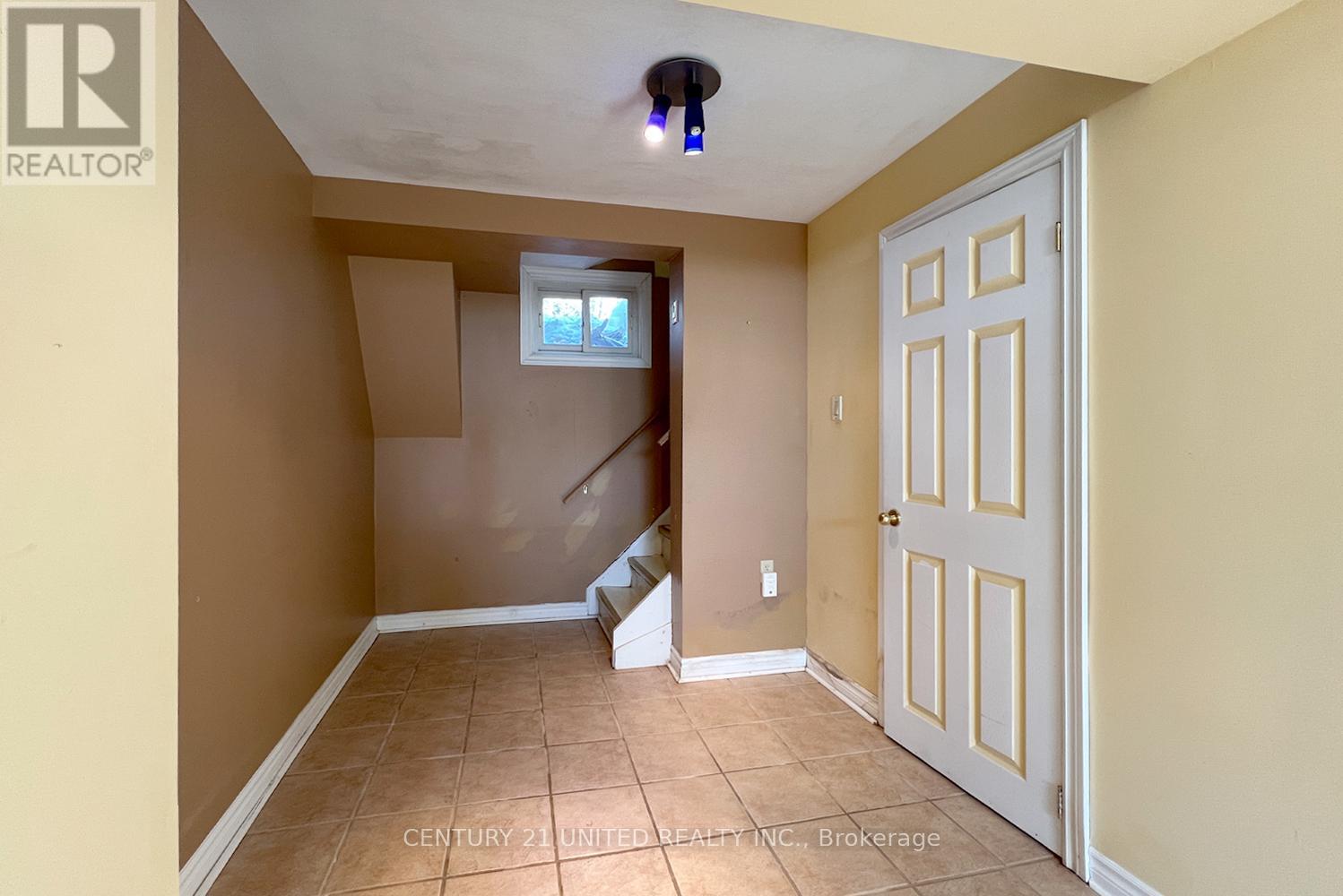 28 Weller Crescent, Peterborough (Monaghan Ward 2), Ontario  K9J 6J5 - Photo 19 - X12752334