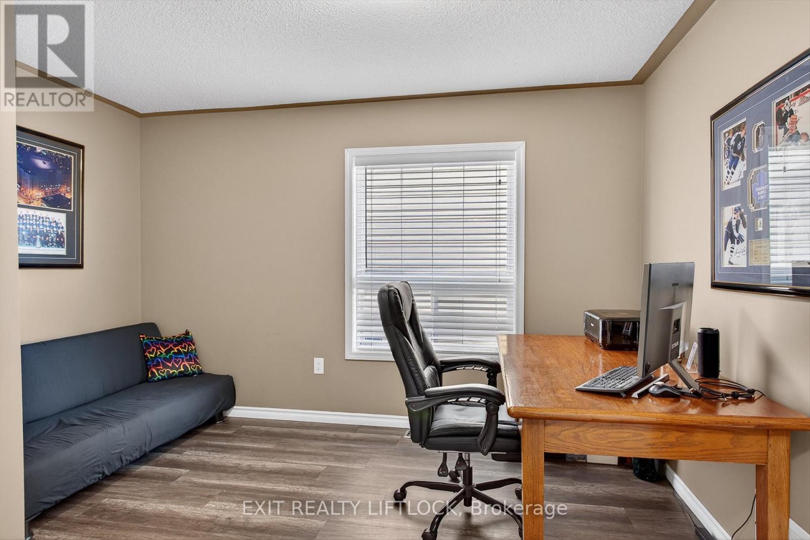 1403 Ireland Drive, Peterborough (Monaghan Ward 2), Ontario  K9K 0A7 - Photo 9 - X12753516