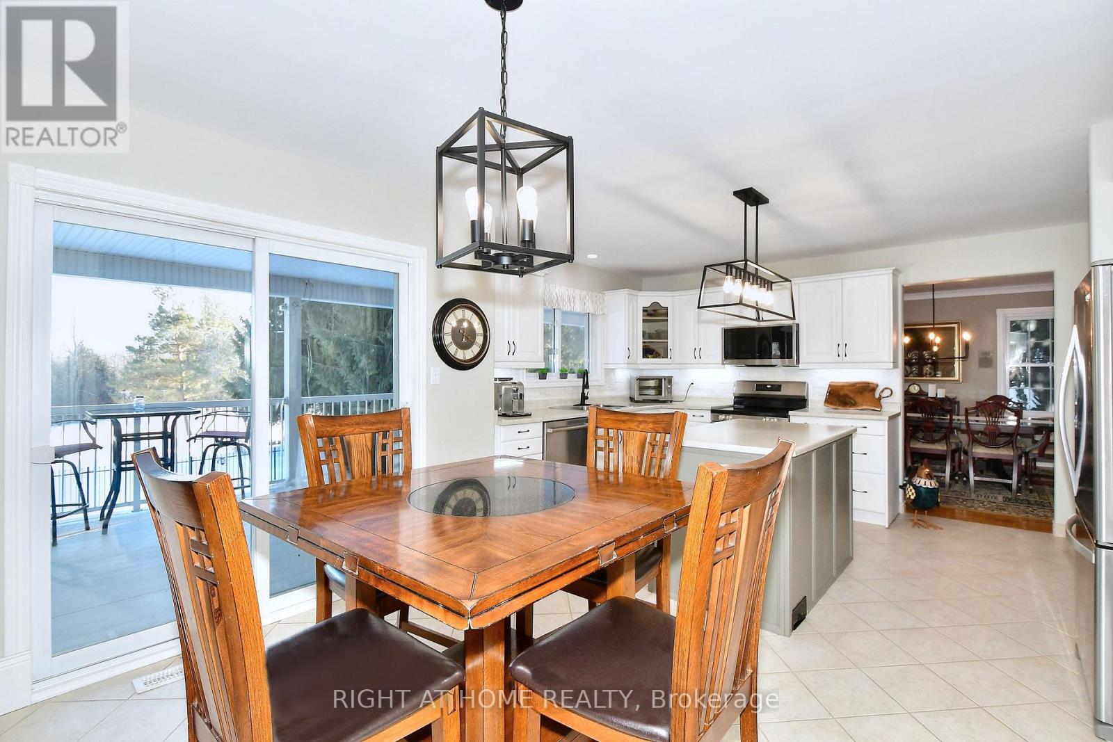 599 Maniece Avenue, Peterborough (Ashburnham Ward 4), Ontario  K9L 0C1 - Photo 10 - X12754254