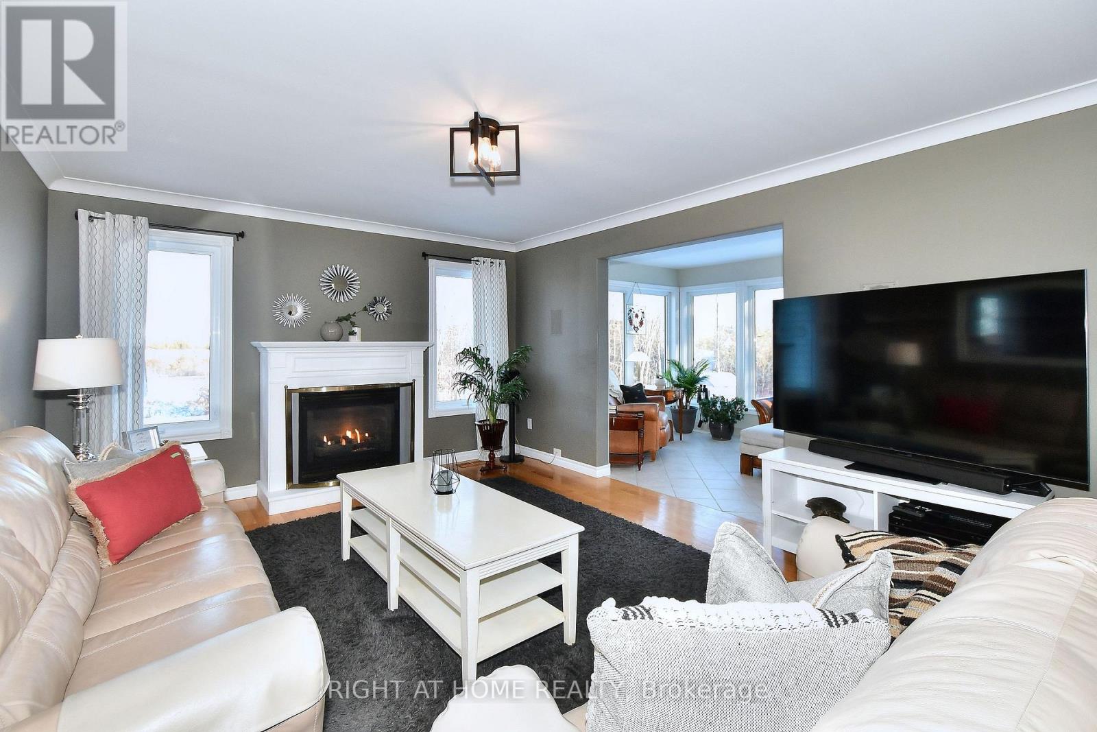 599 Maniece Avenue, Peterborough (Ashburnham Ward 4), Ontario  K9L 0C1 - Photo 14 - X12754254