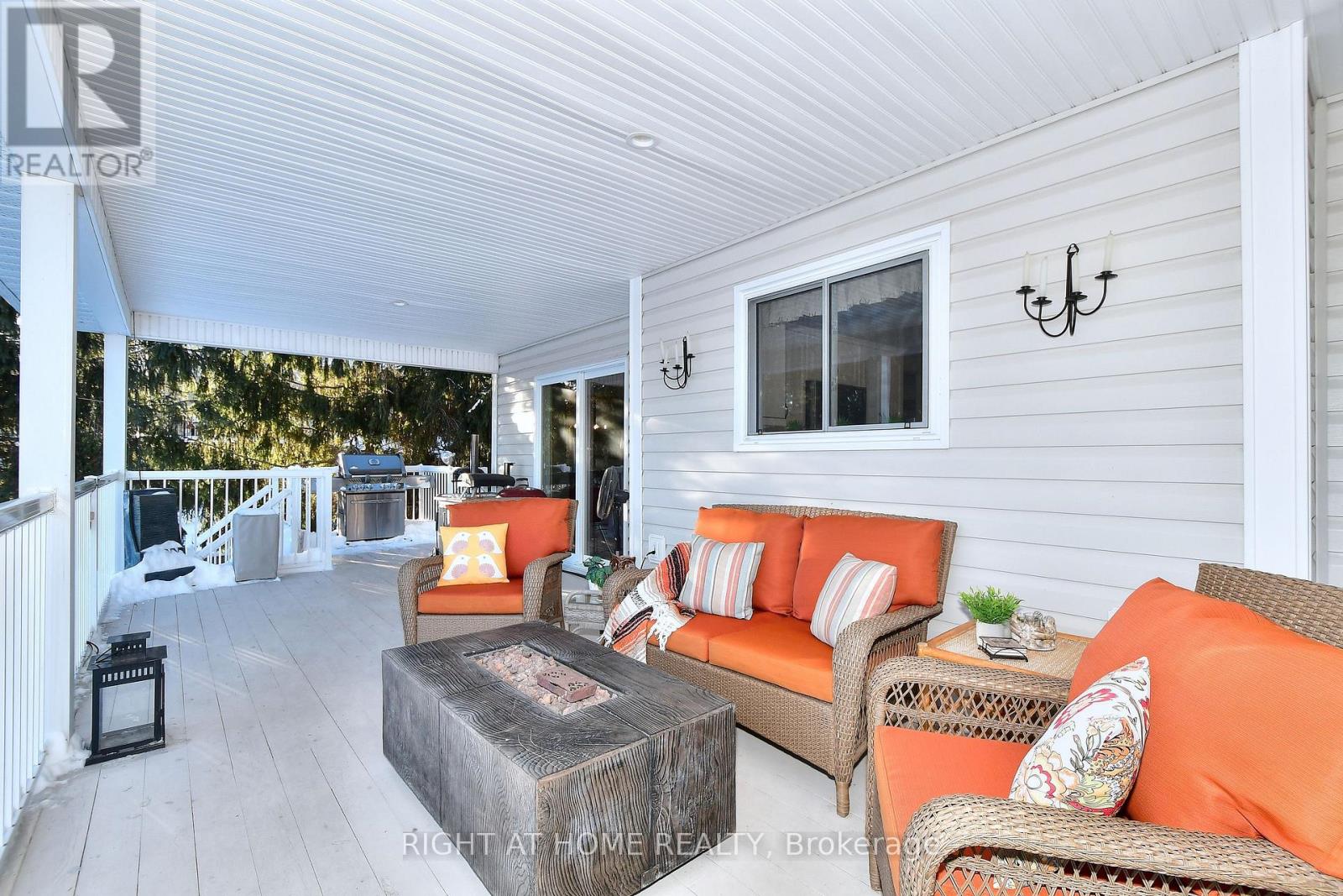 599 Maniece Avenue, Peterborough (Ashburnham Ward 4), Ontario  K9L 0C1 - Photo 19 - X12754254