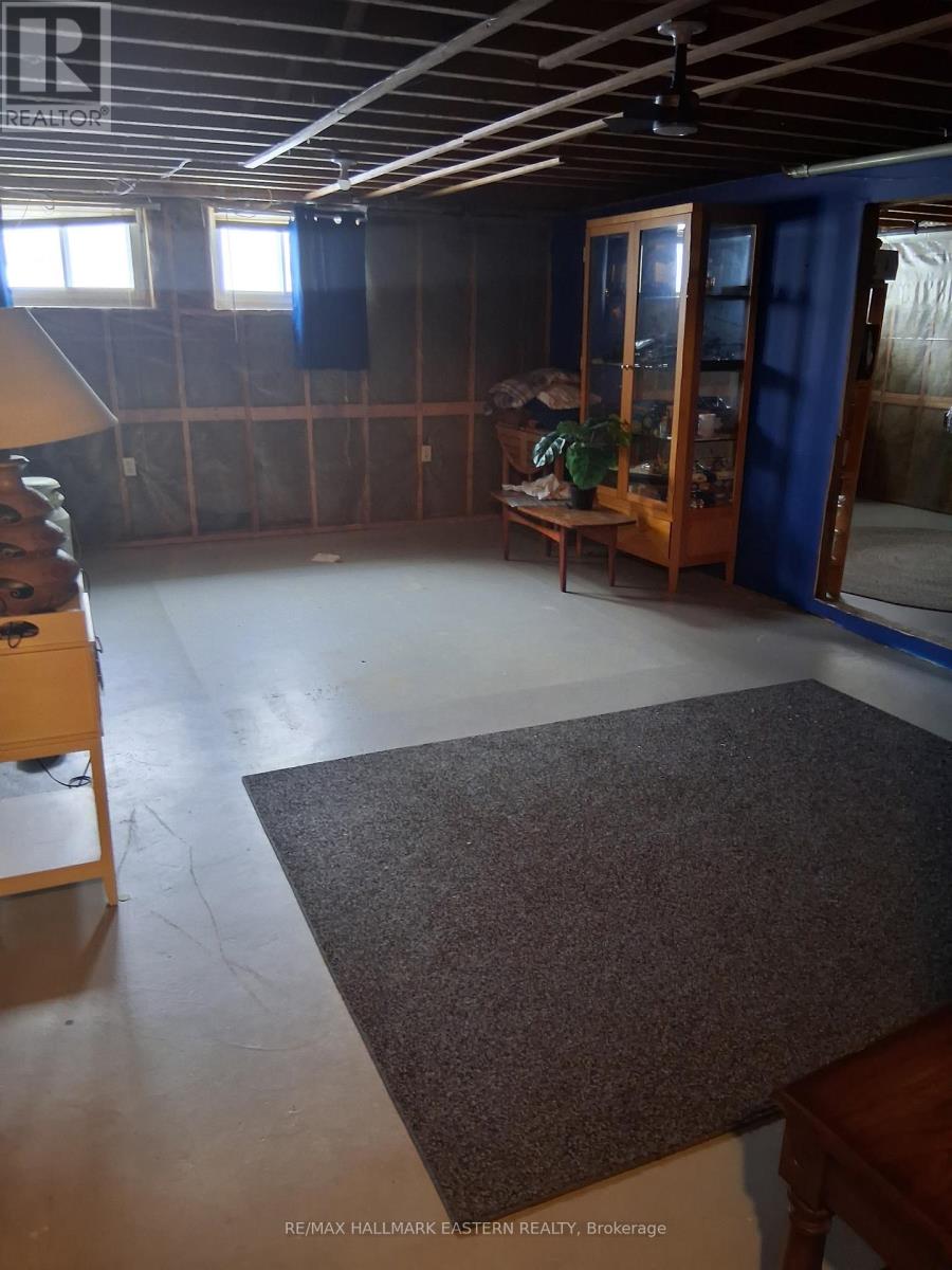 99 Wallis Drive, Peterborough (Monaghan Ward 2), Ontario  K9J 6C2 - Photo 14 - X12754586