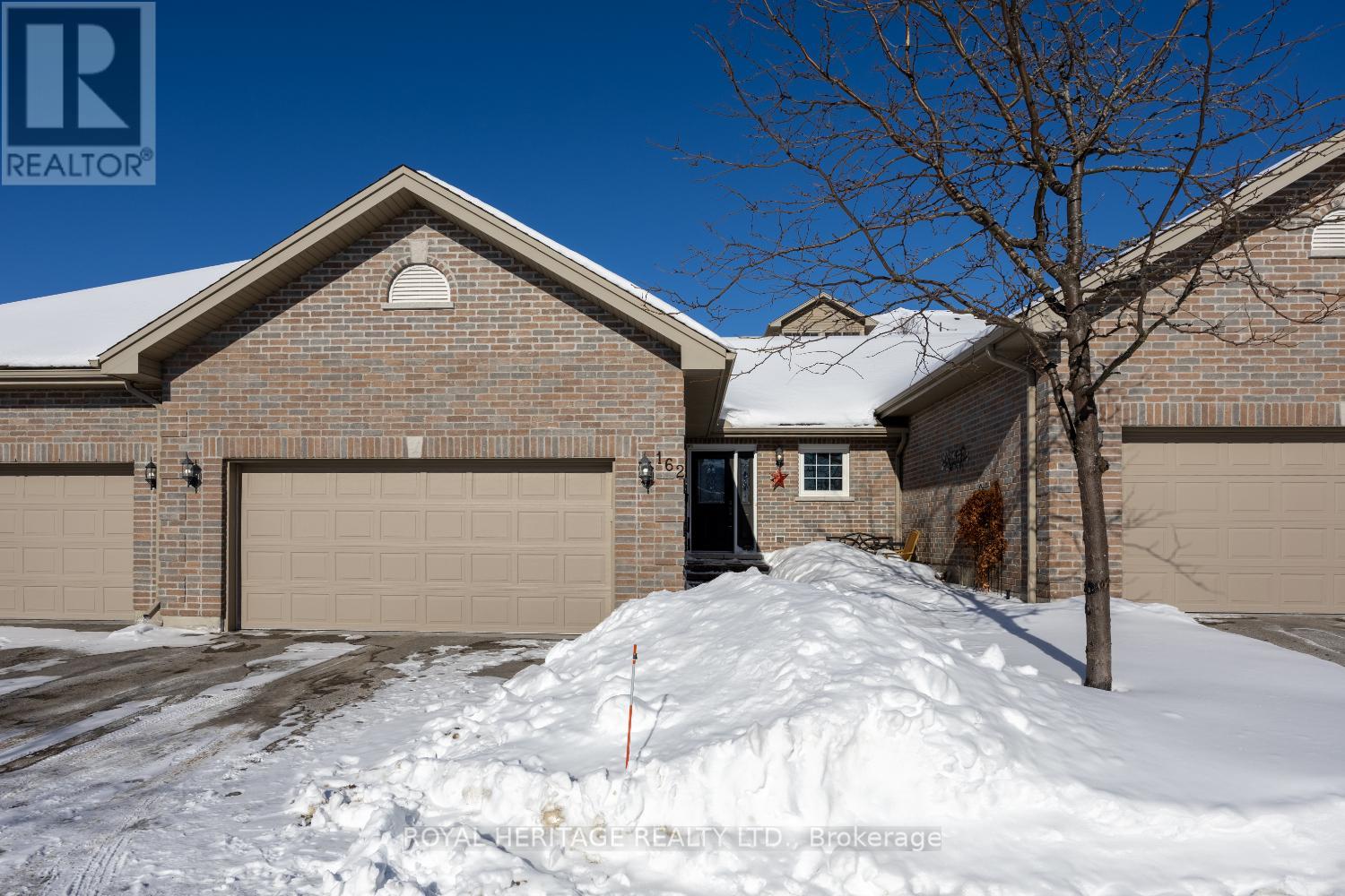 162 - 301 CARNEGIE AVENUE, peterborough (northcrest ward 5), Ontario