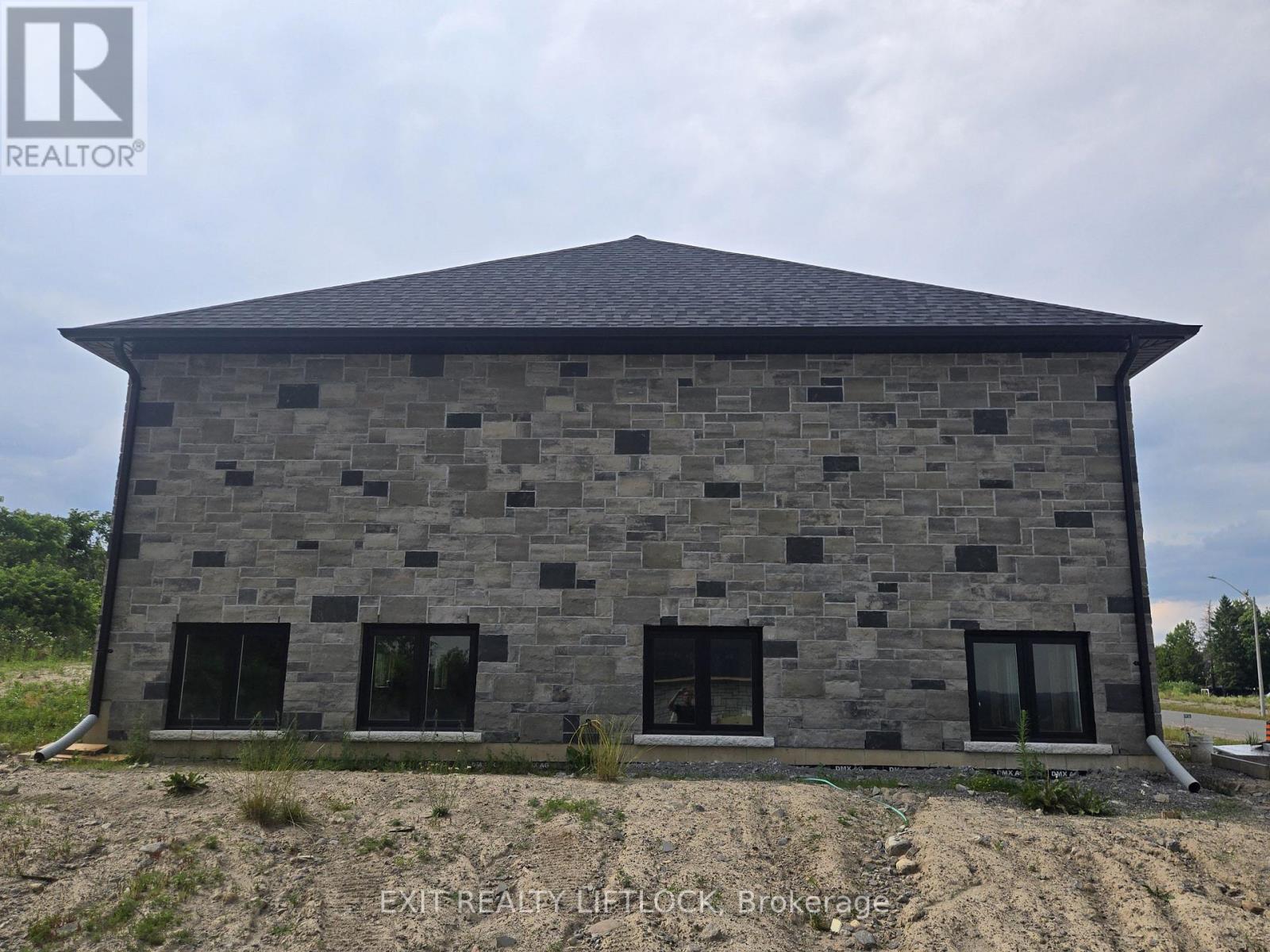 1936 Davenport Road, Cavan Monaghan (Cavan Twp), Ontario  L0A 1C0 - Photo 3 - X12754830