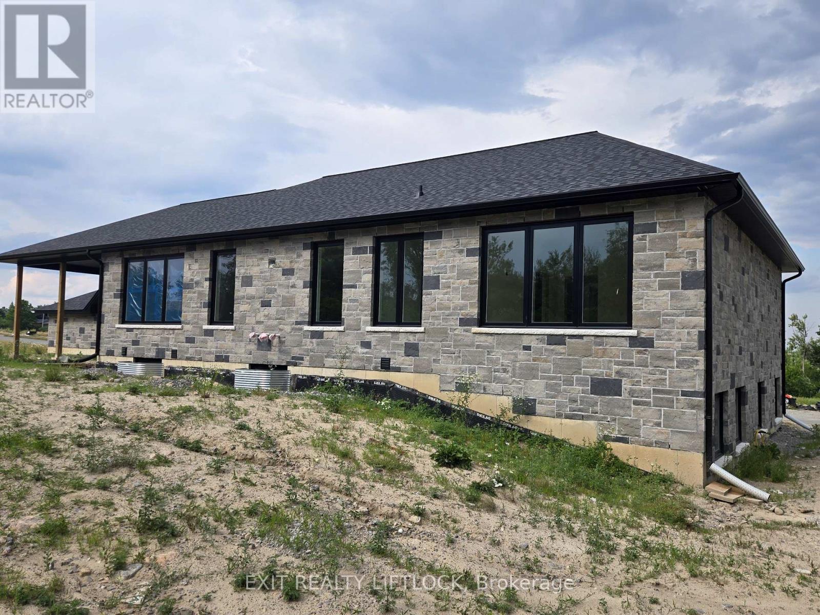 1936 Davenport Road, Cavan Monaghan (Cavan Twp), Ontario  L0A 1C0 - Photo 4 - X12754830