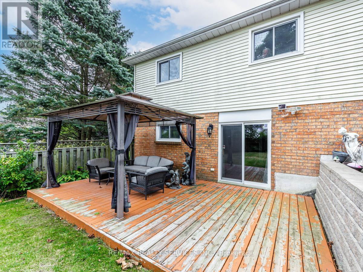 410 Sunset Boulevard, Clarington (Newcastle), Ontario  L1B 1C8 - Photo 16 - E12755240