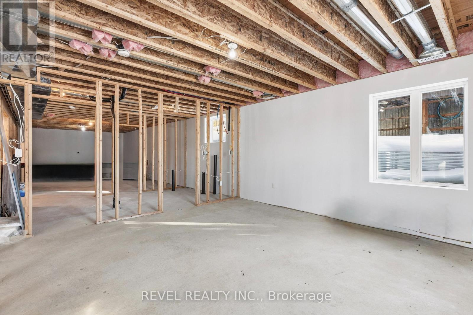 213 Pleasant Point Road, Kawartha Lakes (Fenelon), Ontario  K9V 4R6 - Photo 40 - X12756384