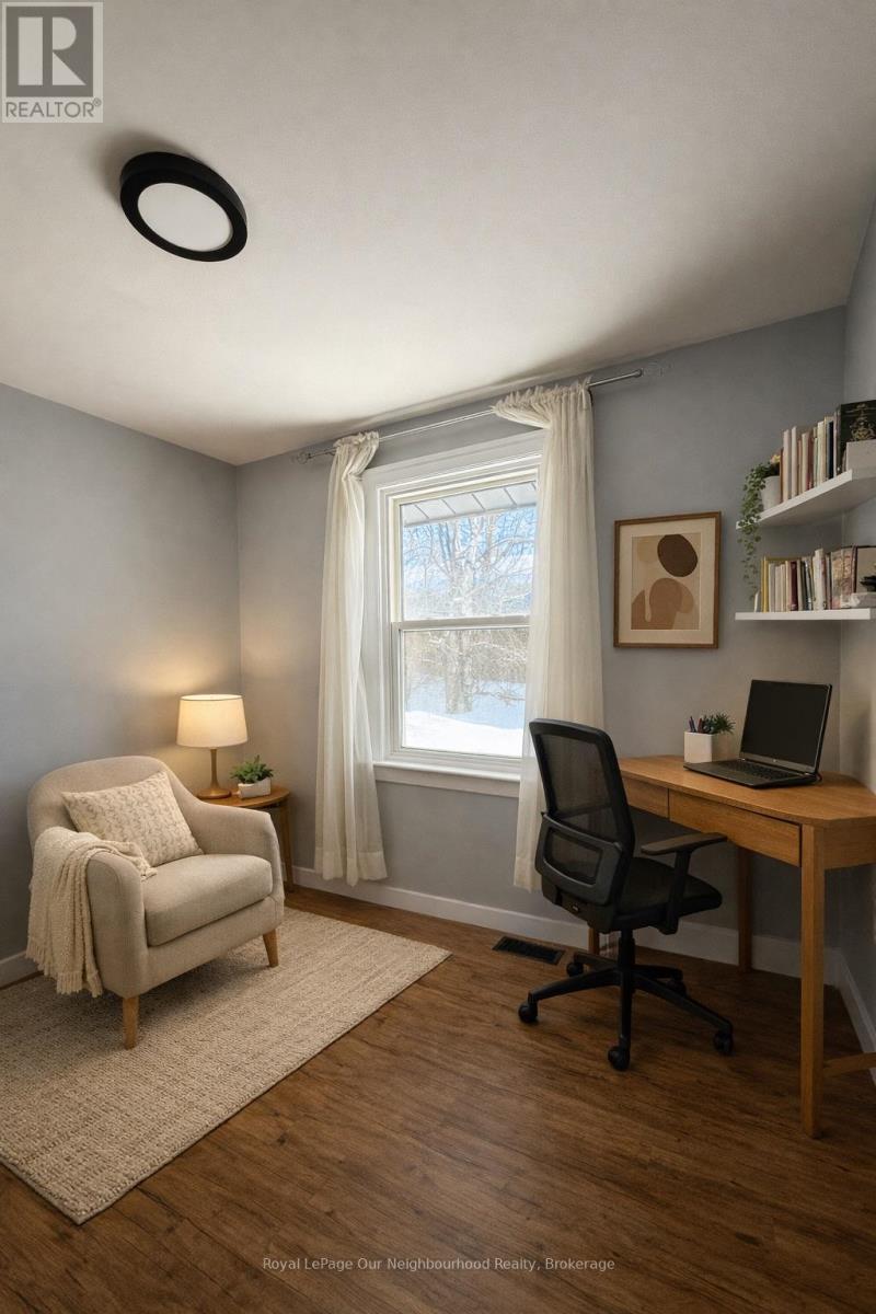 Upper - 741 Maryland Avenue, Peterborough (Otonabee Ward 1), Ontario  K9J 4P5 - Photo 15 - X12756990