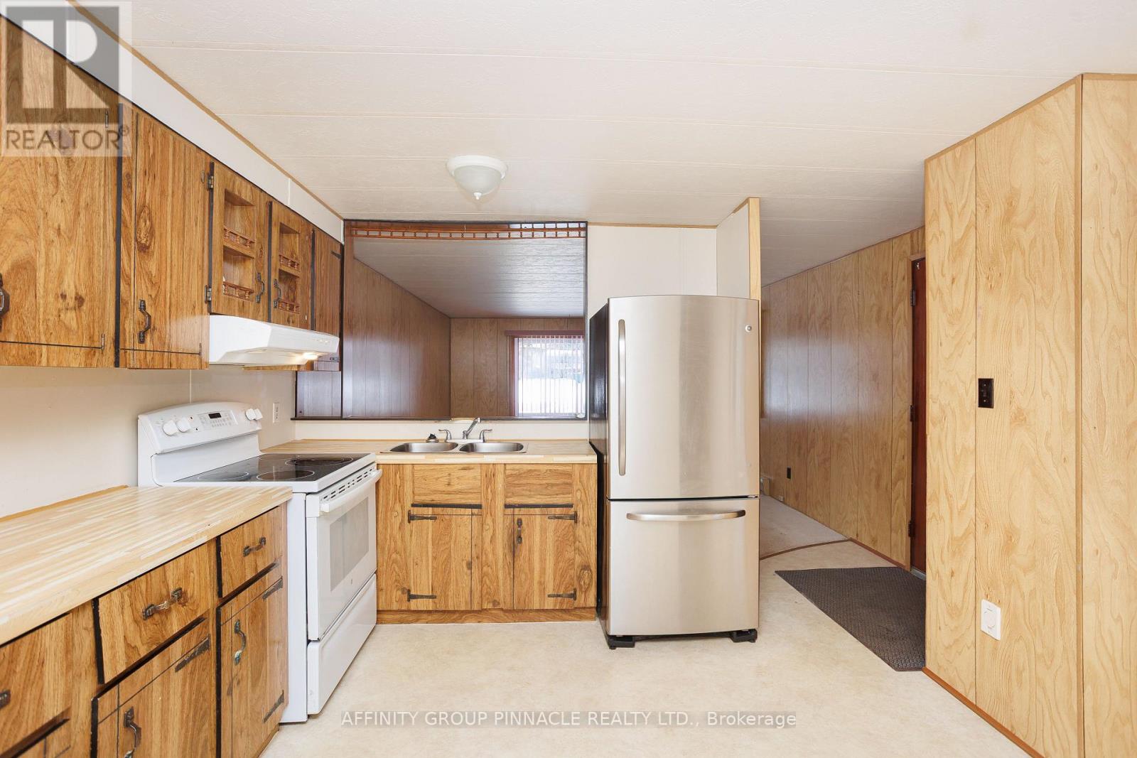 11 Homewood Avenue, Kawartha Lakes (Lindsay), Ontario  K9V 0H5 - Photo 17 - X12757198