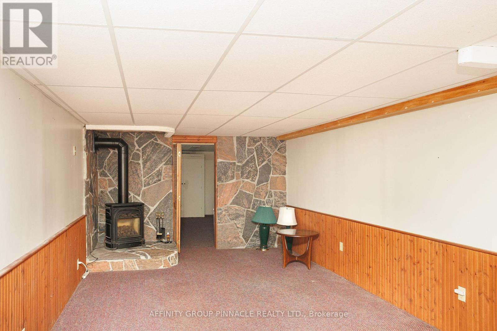 11 Homewood Avenue, Kawartha Lakes (Lindsay), Ontario  K9V 0H5 - Photo 28 - X12757198