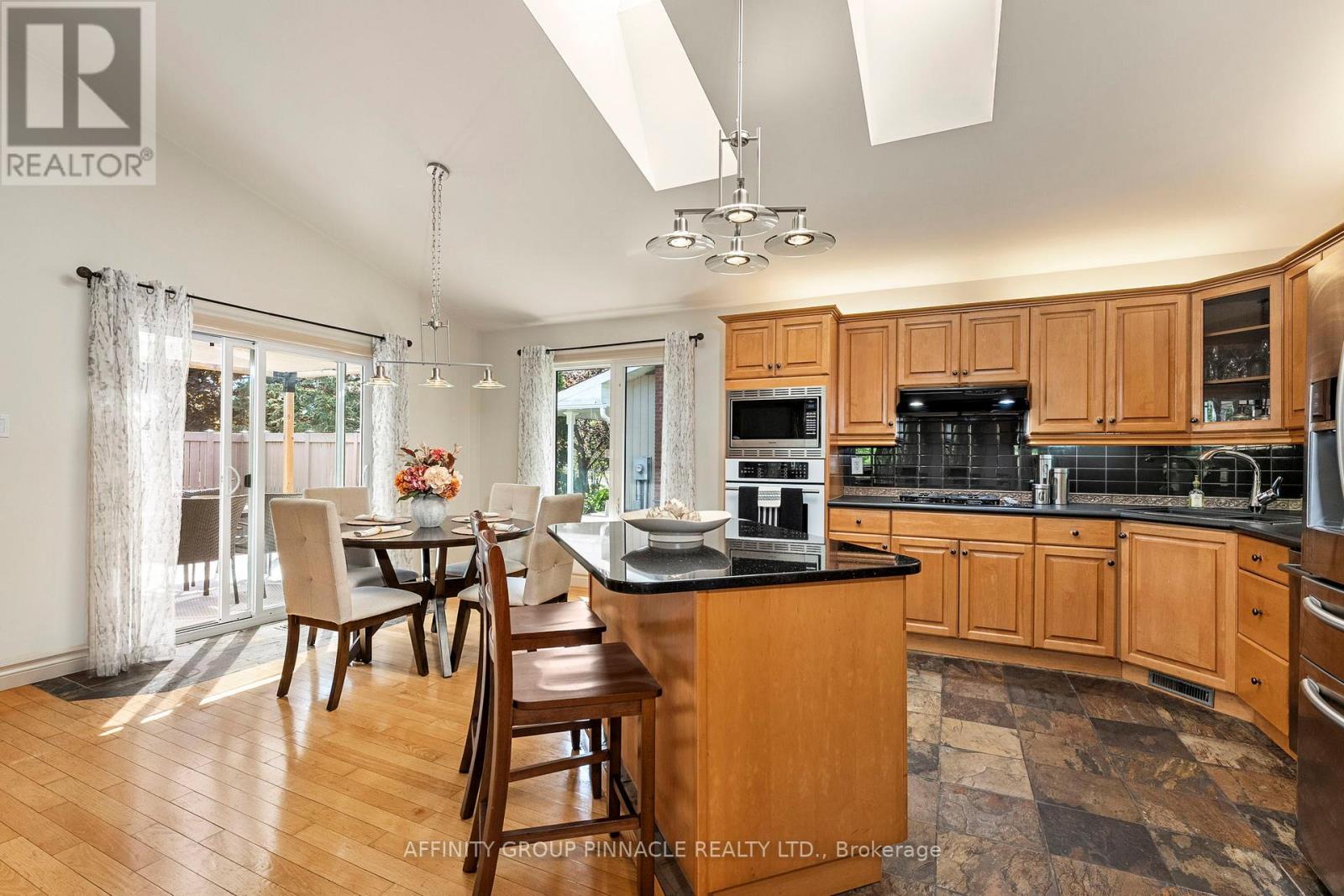 3 David Drive, Kawartha Lakes (Lindsay), Ontario  K9V 5G7 - Photo 11 - X12757408