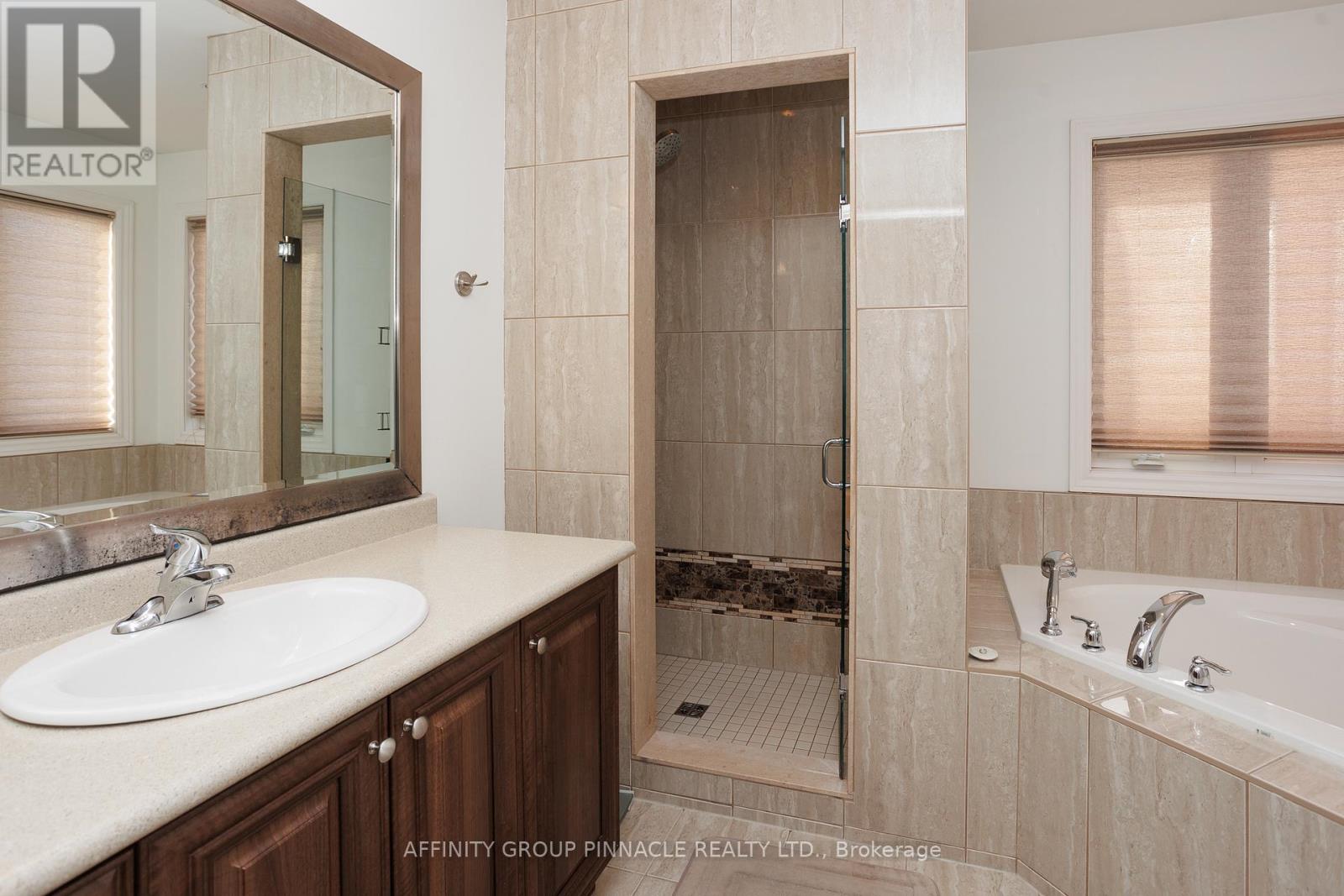 31 Ellis Crescent, Kawartha Lakes (Lindsay), Ontario  K9V 0A5 - Photo 26 - X12757772