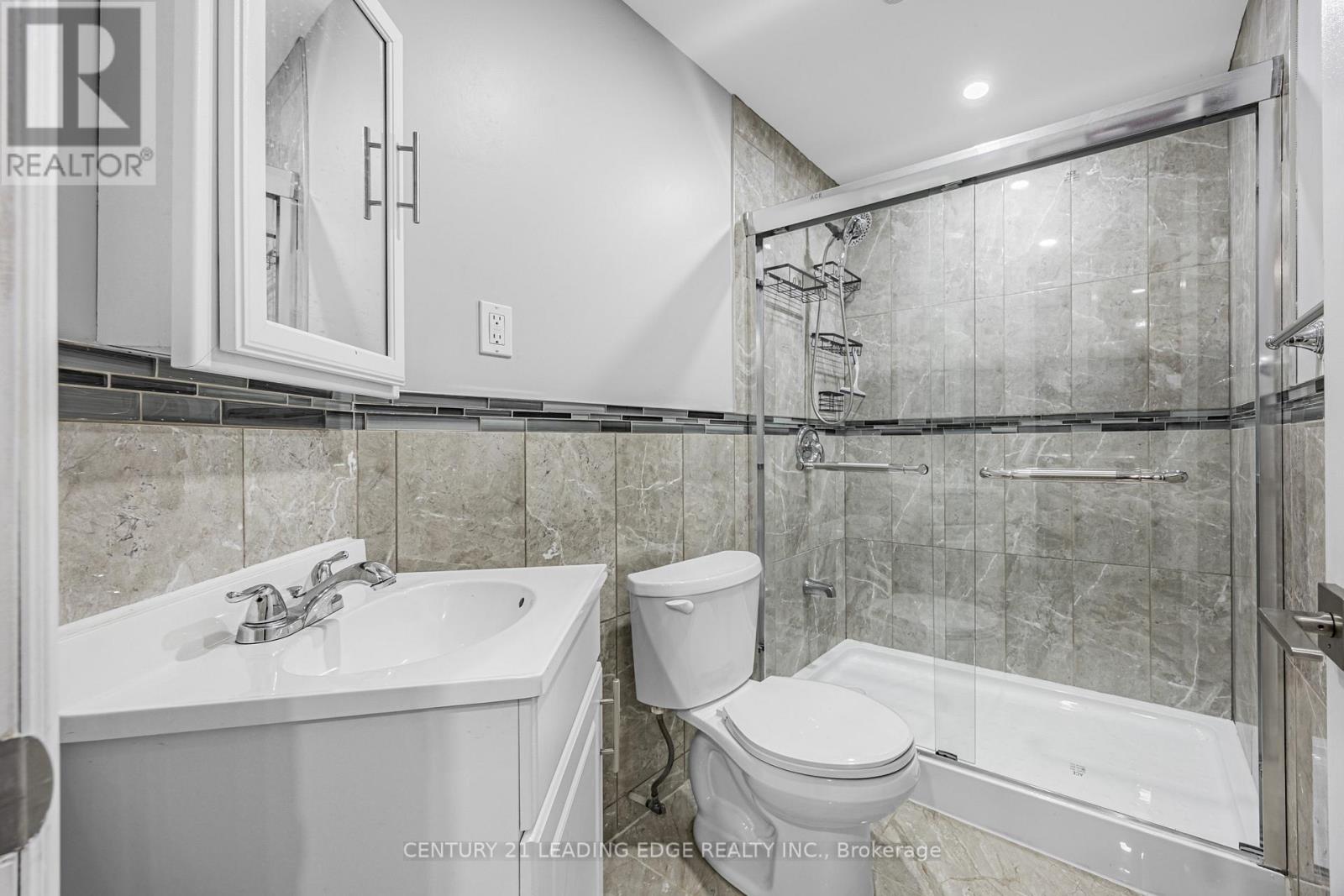 Lower - 98 Erskine Drive, Clarington (Newcastle), Ontario  L1B 1G9 - Photo 22 - E12757962