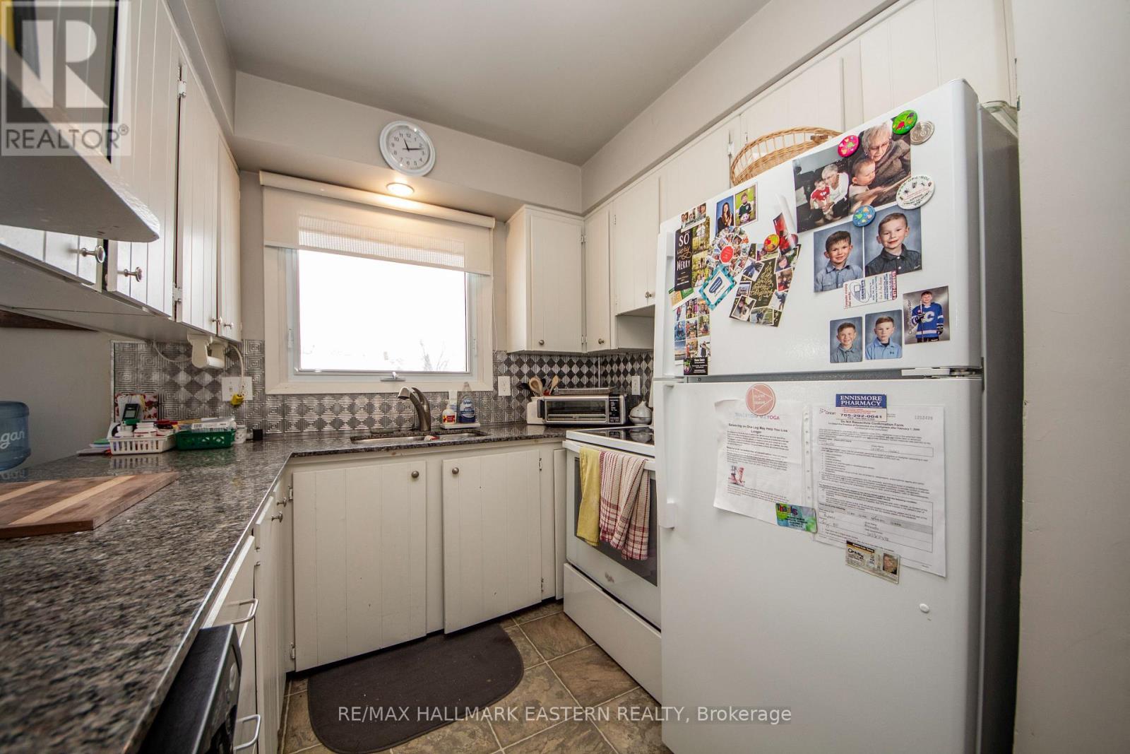 664 Deerfield Crescent, Selwyn, Ontario  K0L 1T0 - Photo 11 - X12762172