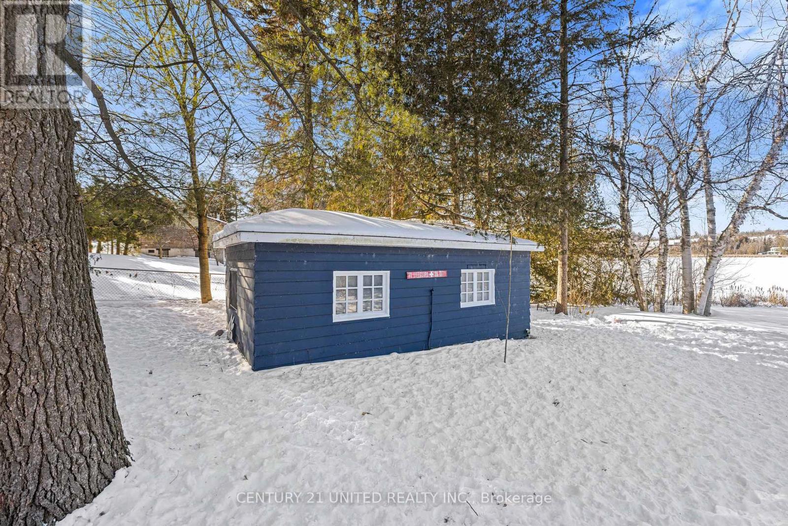 7 Resort Lane, Kawartha Lakes (Emily), Ontario  K0L 2W0 - Photo 45 - X12763214