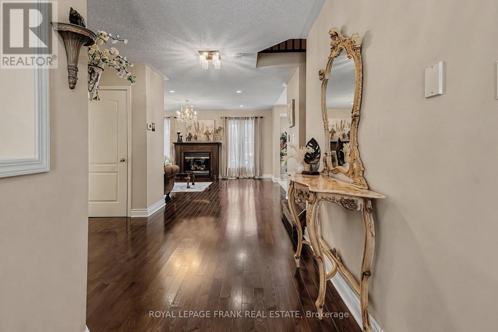 129 Stillwell Lane, Clarington (Newcastle), Ontario  L1B 1R5 - Photo 3 - E12763450