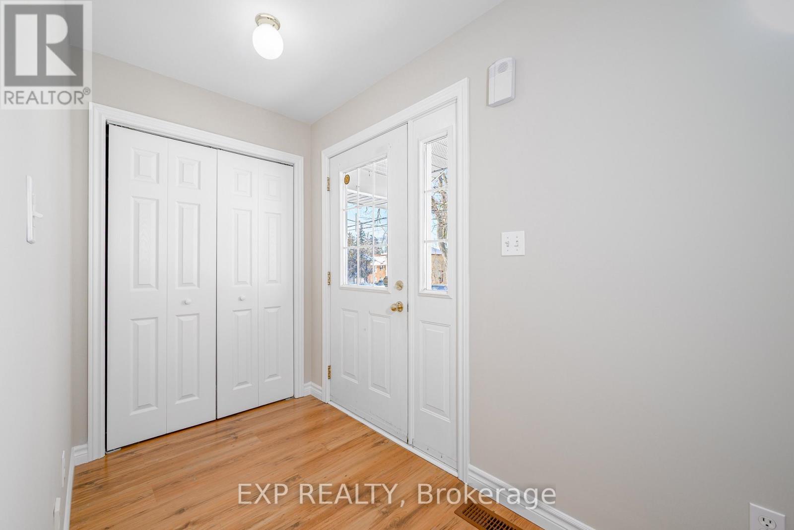 20 St. Paul Street, Kawartha Lakes (Lindsay), Ontario  K9V 1S4 - Photo 10 - X12763580