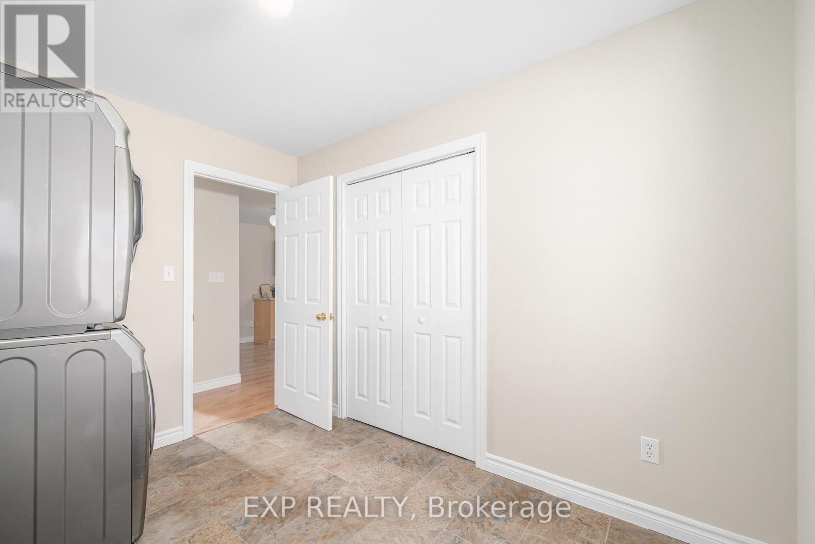 20 St. Paul Street, Kawartha Lakes (Lindsay), Ontario  K9V 1S4 - Photo 18 - X12763580