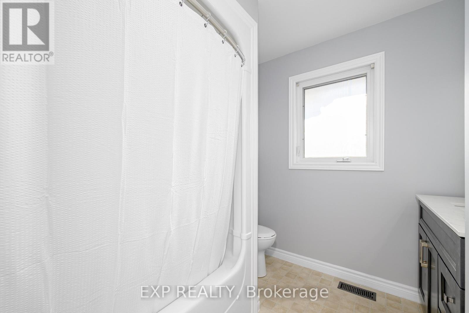 20 St. Paul Street, Kawartha Lakes (Lindsay), Ontario  K9V 1S4 - Photo 19 - X12763580