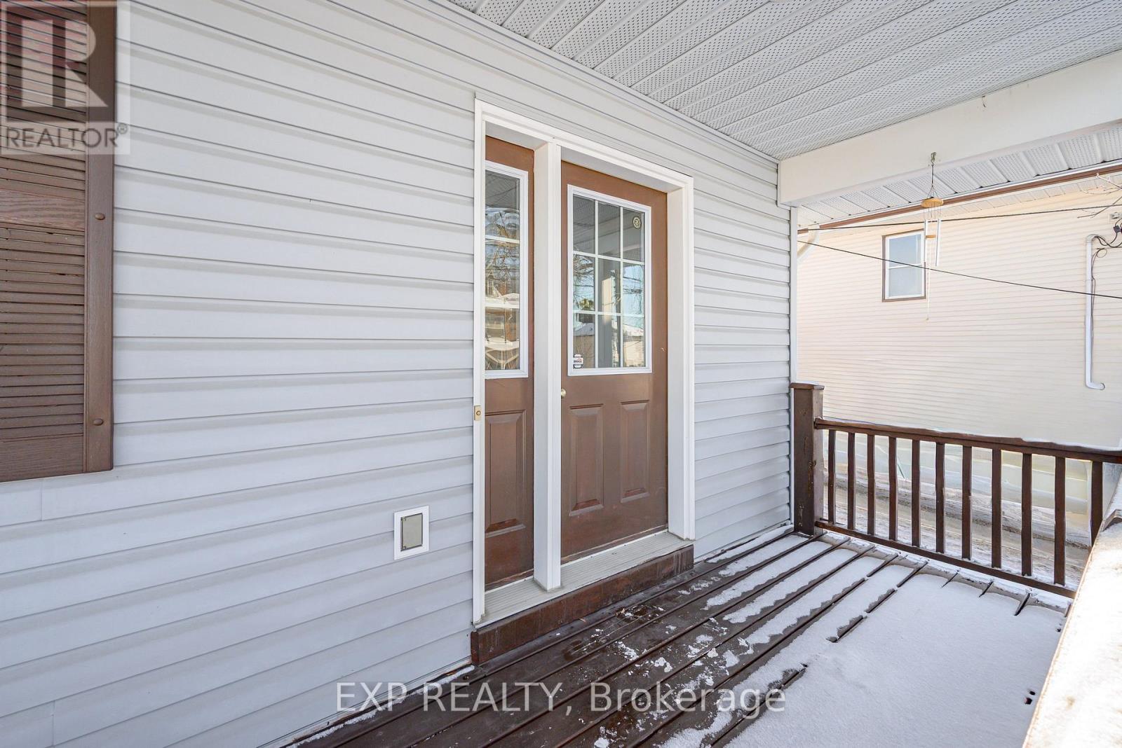 20 St. Paul Street, Kawartha Lakes (Lindsay), Ontario  K9V 1S4 - Photo 9 - X12763580