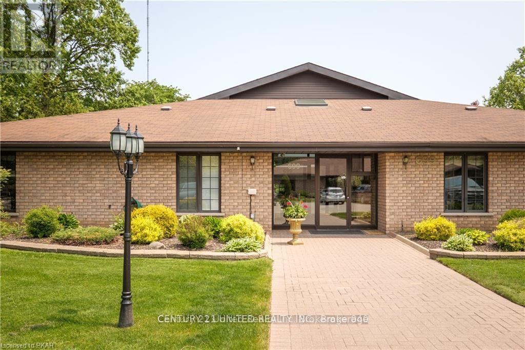 1 - 699 Whitaker Street, Peterborough (Ashburnham Ward 4), Ontario  K9H 7K3 - Photo 2 - X12763922