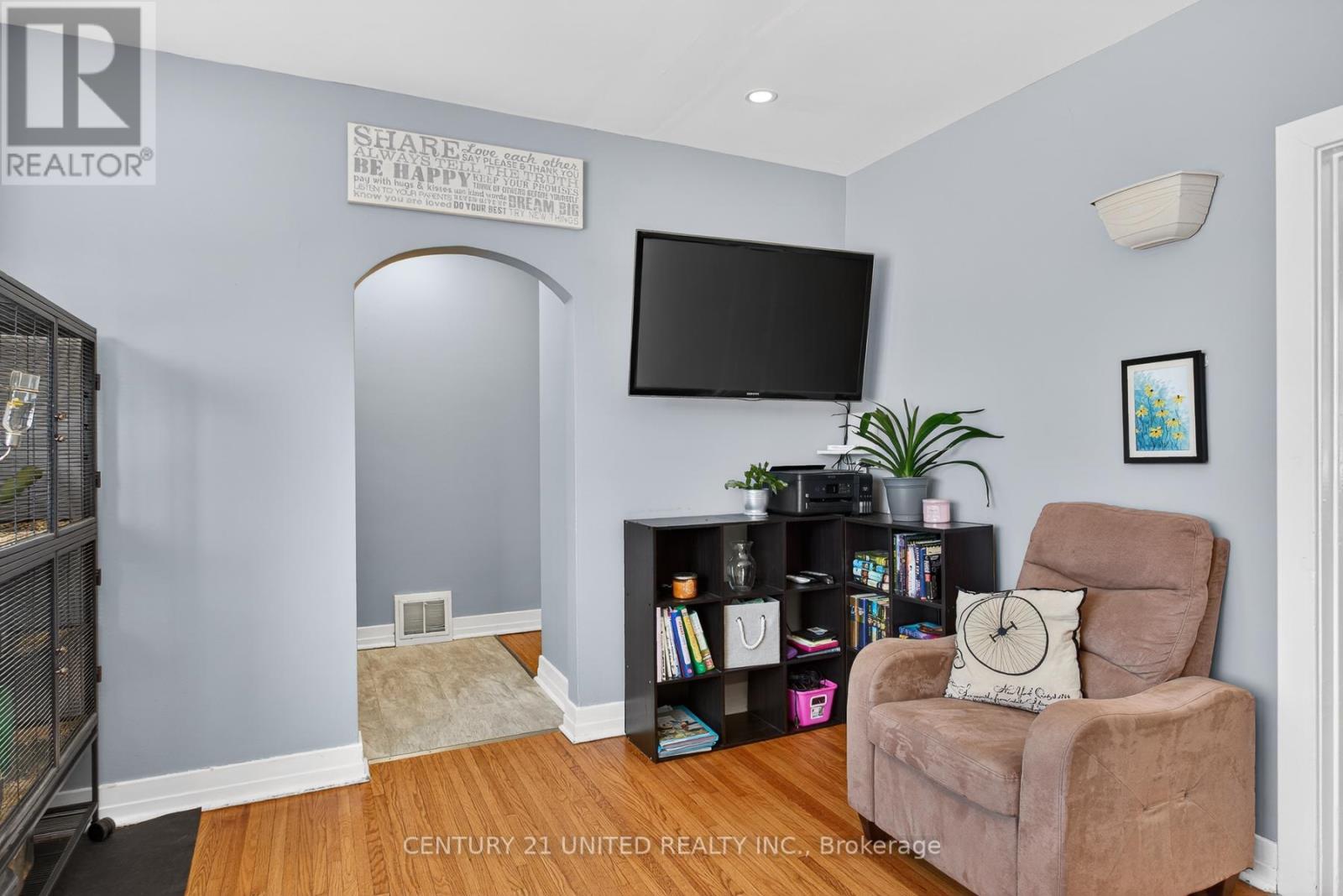 814 Argyle Street, Peterborough (Northcrest Ward 5), Ontario  K9H 5T3 - Photo 10 - X12763986